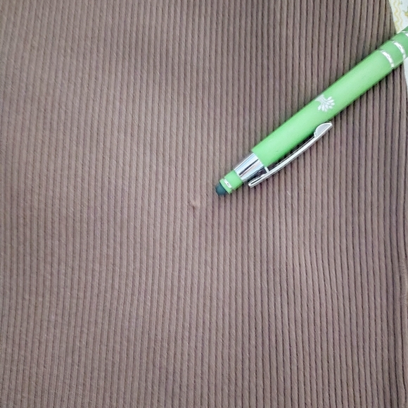 Dressbarn NWT Mock Turtleneck Sleeveless Ribbed Knit Shell, Cocoa Brown 18-20/2X - Picture 7 of 8